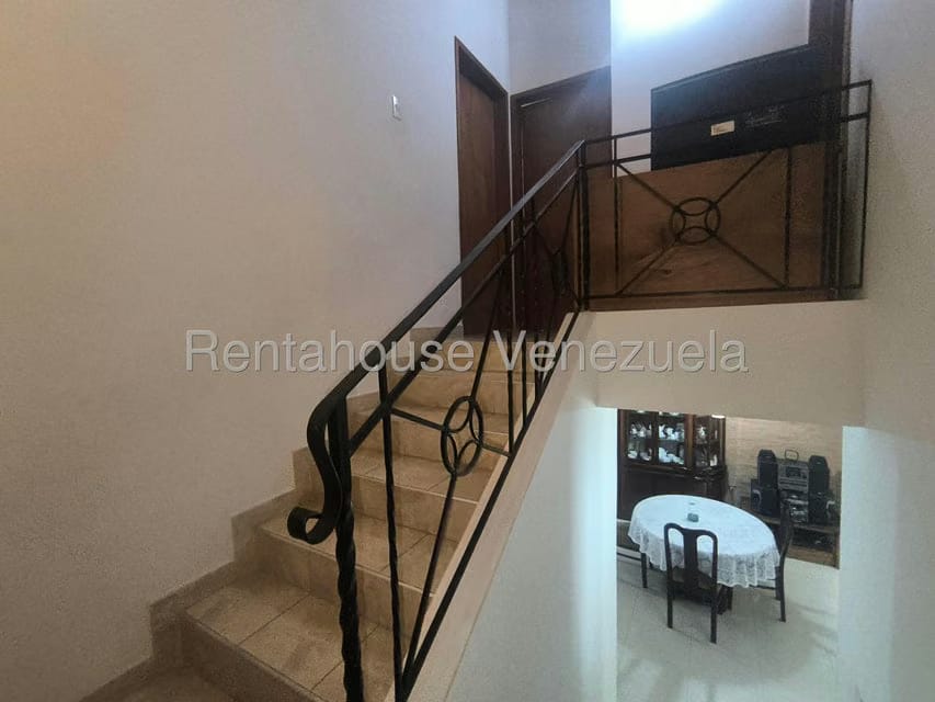 Casa (Duplex) en Venta en La Josefina II, Carabobo - 28