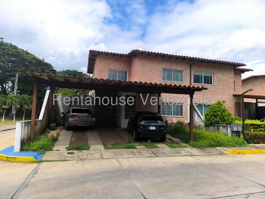 Casa (Duplex) en Venta en La Josefina II, Carabobo - 41