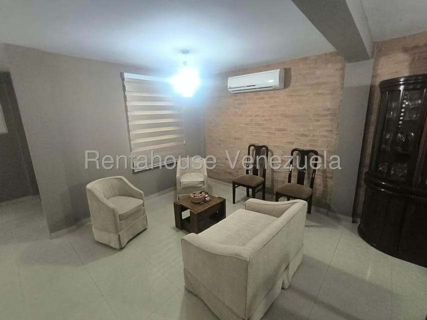 Casa (Duplex) en Venta en La Josefina II, Carabobo - 6
