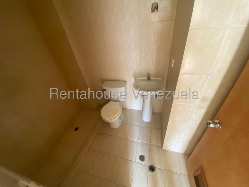 Apartamento (1 Nivel) en Venta en El Rincon, Carabobo - 8