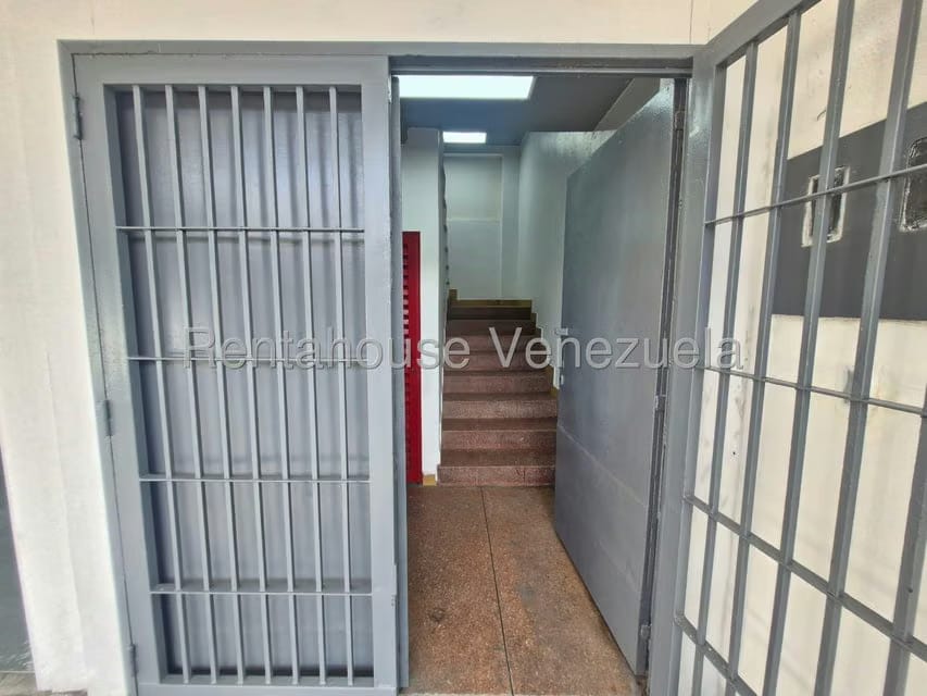 Comercial (Local Comercial) en Alquiler en Las Minas, Miranda - 2