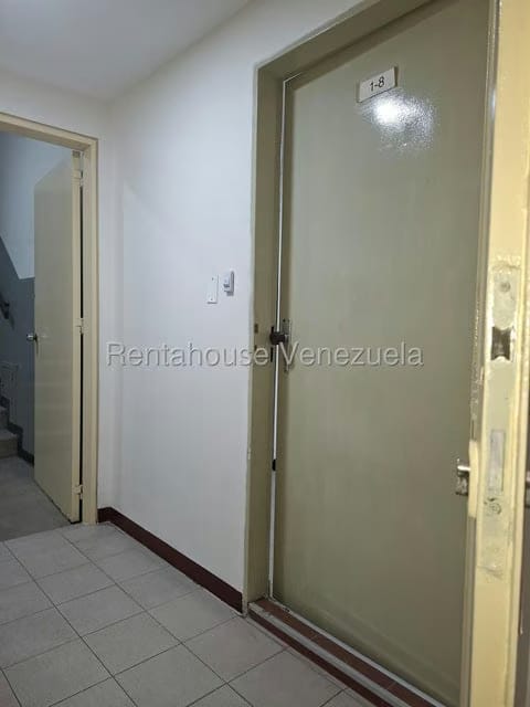 Comercial (Oficina) en Alquiler en Parroquia Catedral, Distrito Metropolitano - 2