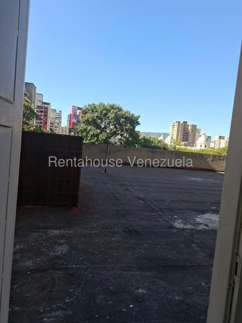 Comercial (Oficina) en Alquiler en Parroquia Catedral, Distrito Metropolitano - 19