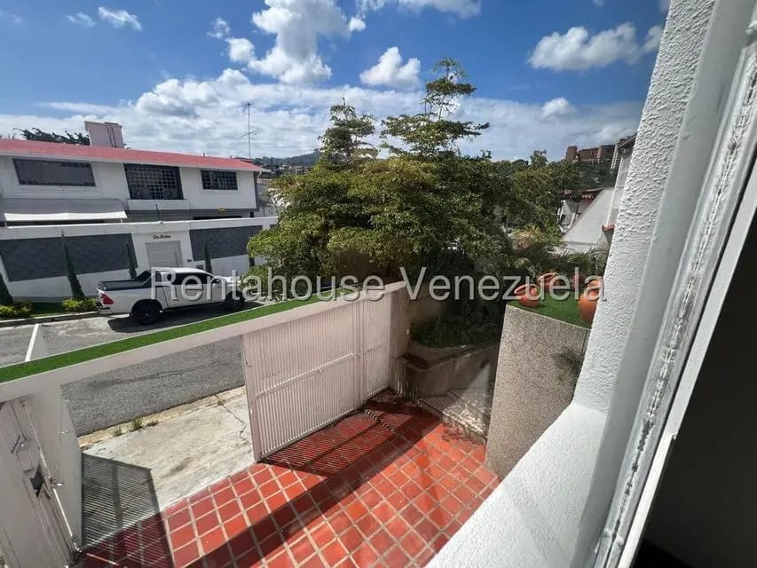 Casa (Multipes Niveles) en Alquiler en Macaracuay, Distrito Metropolitano - 13