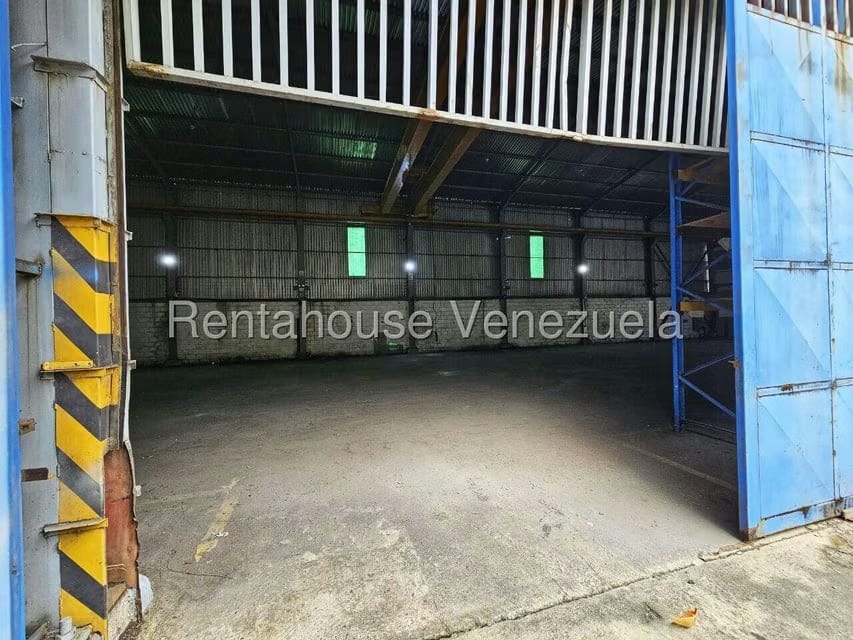 Comercial (Industrial) en Venta en Los Naranjos, Miranda - 11