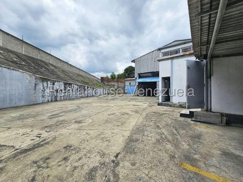 Comercial (Industrial) en Venta en Los Naranjos, Miranda - 12