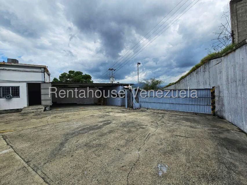 Comercial (Industrial) en Venta en Los Naranjos, Miranda - 13