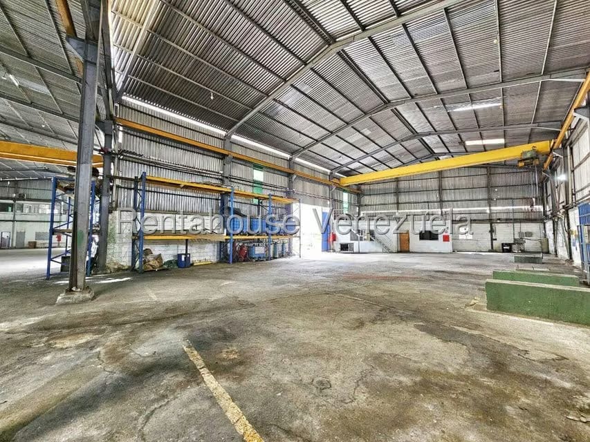 Comercial (Industrial) en Venta en Los Naranjos, Miranda - 28