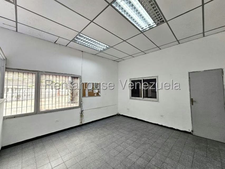 Comercial (Industrial) en Venta en Los Naranjos, Miranda - 35