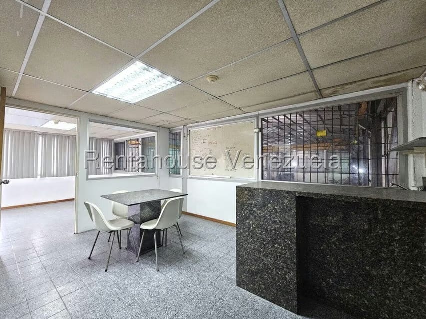 Comercial (Industrial) en Venta en Los Naranjos, Miranda - 40