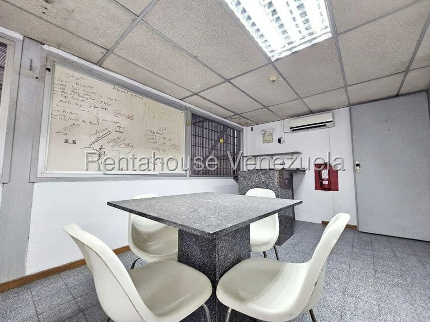 Comercial (Industrial) en Venta en Los Naranjos, Miranda - 42