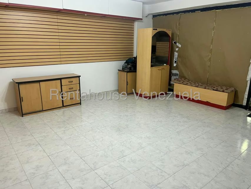 Comercial (Local Comercial) en Alquiler en Las Quintas, Carabobo - 6