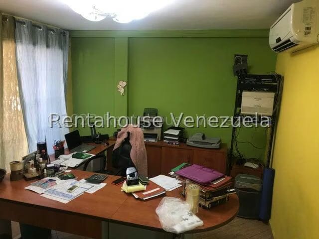 Casa (Multipes Niveles) en Venta en La California Norte, Distrito Metropolitano - 11