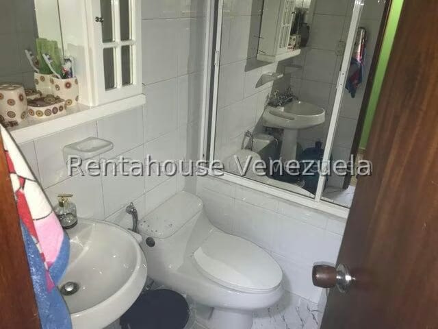 Casa (Multipes Niveles) en Venta en La California Norte, Distrito Metropolitano - 12