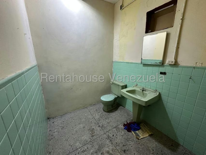 Comercial (Local Comercial) en Alquiler en Paraguay, Portuguesa - 8