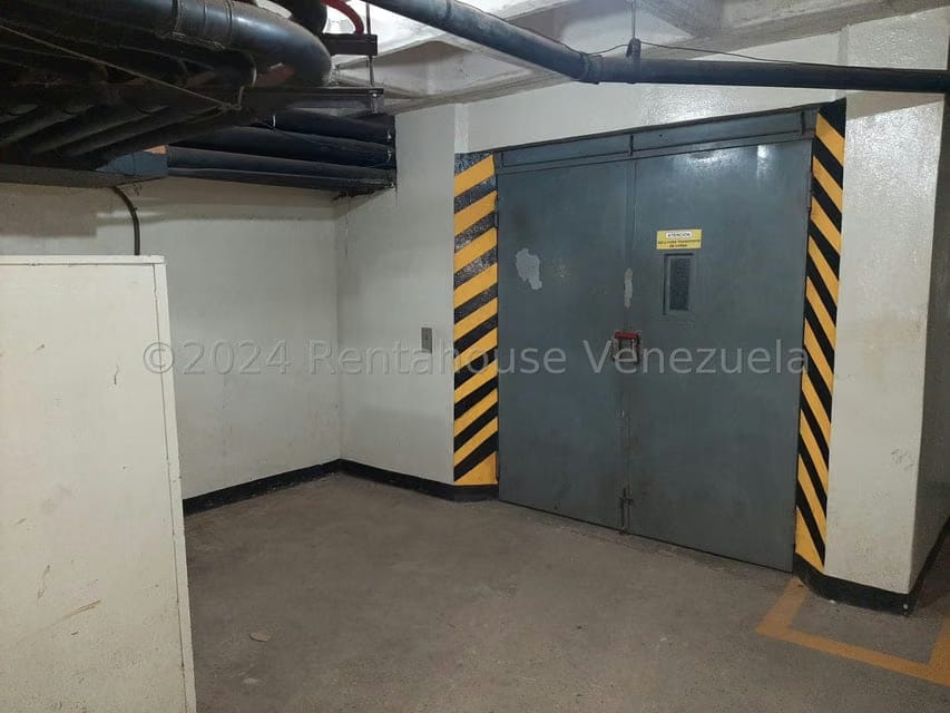 Comercial (Edificio) en Venta en Palo Verde, Distrito Metropolitano - 14