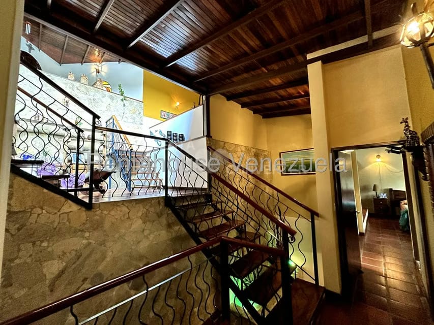 Casa (Multipes Niveles) en Alquiler en Pan de Azucar, Miranda - 2