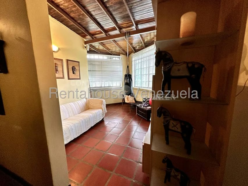 Casa (Multipes Niveles) en Alquiler en Pan de Azucar, Miranda - 3