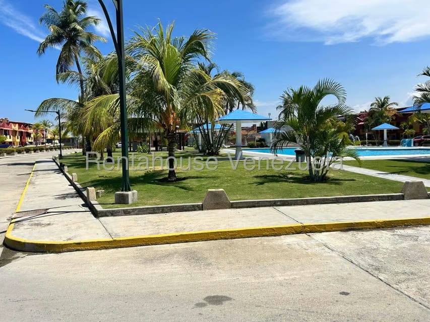 Townhouse (Multiples Niveles) en Venta en Puerto Encantado, Miranda - 26
