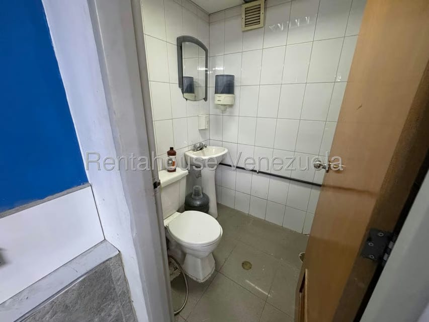 Comercial (Local Comercial) en Venta en Colinas de Bello Monte, Distrito Metropolitano - 18