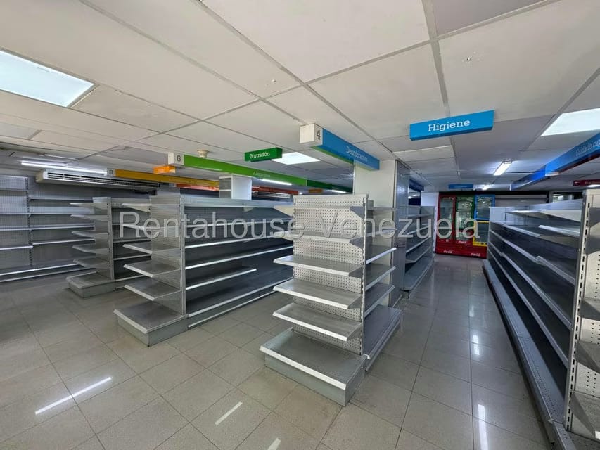 Comercial (Local Comercial) en Venta en Colinas de Bello Monte, Distrito Metropolitano - 5