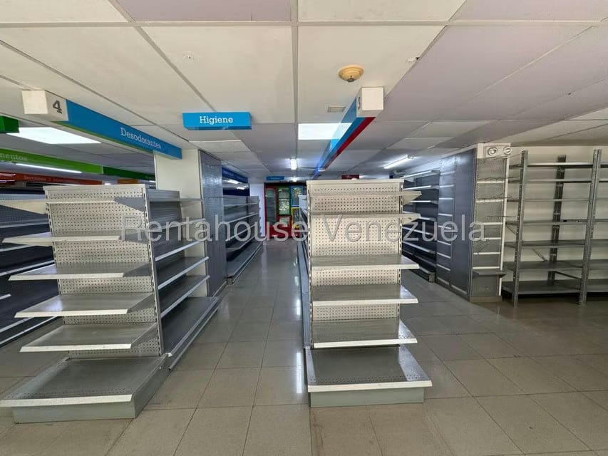 Comercial (Local Comercial) en Venta en Colinas de Bello Monte, Distrito Metropolitano - 6