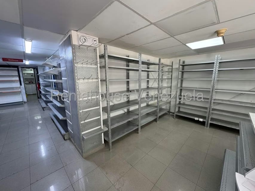 Comercial (Local Comercial) en Venta en Colinas de Bello Monte, Distrito Metropolitano - 9