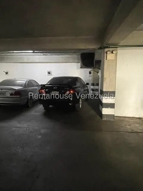 Apartamento (1 Nivel) en Alquiler en Valle Arriba, Distrito Metropolitano - 22