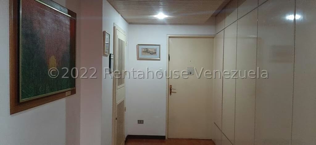 Apartamento (1 Nivel) en Venta en San Bernardino, Distrito Metropolitano - 3