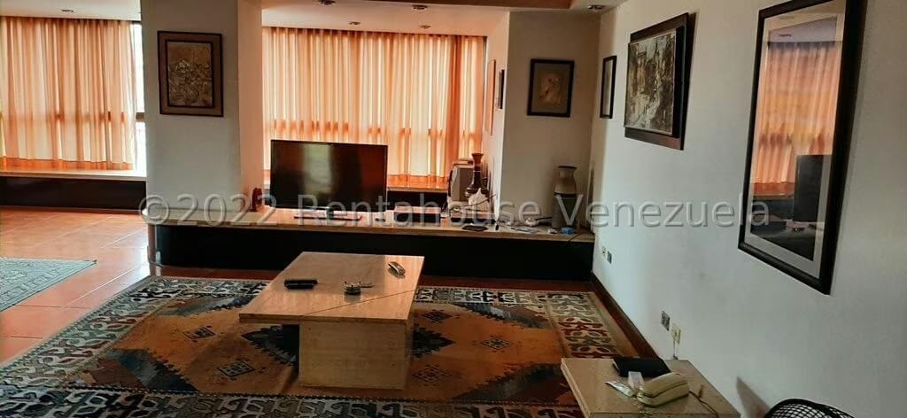 Apartamento (1 Nivel) en Venta en San Bernardino, Distrito Metropolitano - 4