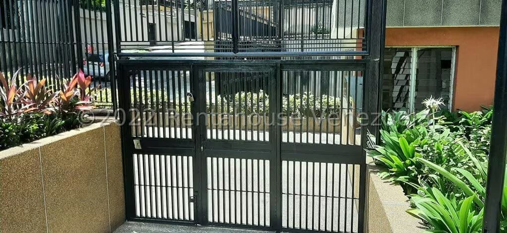 Apartamento (1 Nivel) en Venta en San Bernardino, Distrito Metropolitano - 41
