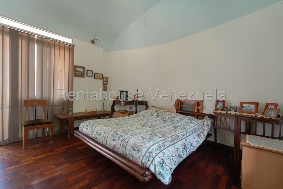 Casa (Multipes Niveles) en Venta en El Hatillo, Distrito Metropolitano - 17