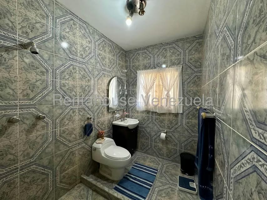 Casa (Multipes Niveles) en Venta en La Peña, Miranda - 23