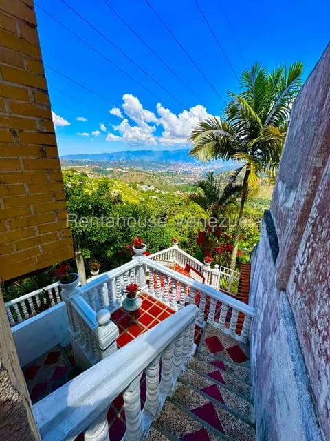 Casa (Multipes Niveles) en Venta en La Peña, Miranda - 26