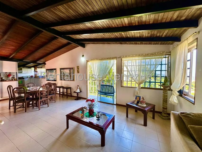 Casa (Multipes Niveles) en Venta en La Peña, Miranda - 8