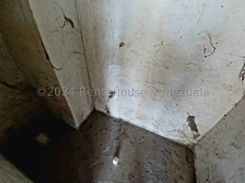 Comercial (Local Comercial) en Venta en Avenida Aragua, Aragua - 22