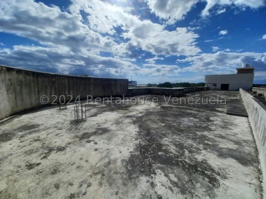 Comercial (Local Comercial) en Venta en Avenida Aragua, Aragua - 34