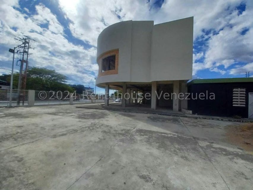 Comercial (Local Comercial) en Venta en Avenida Aragua, Aragua - 7