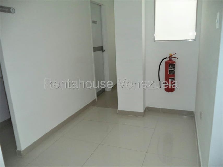 Comercial (Consultorio Medico) en Venta en Municipio Guaicaipuro, Miranda - 17