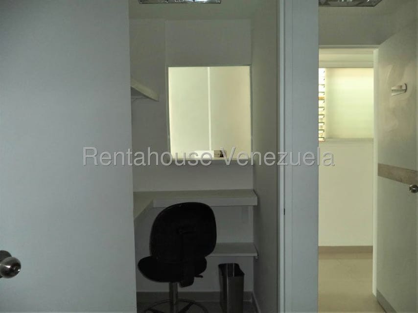 Comercial (Consultorio Medico) en Venta en Municipio Guaicaipuro, Miranda - 10