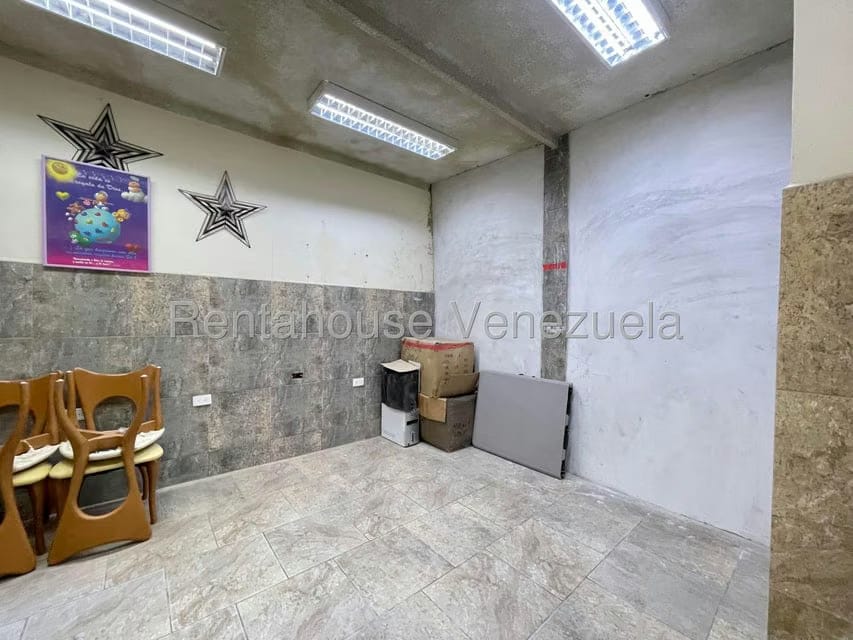 Comercial (Local Comercial) en Alquiler en Avenida Sucre, Aragua - 13