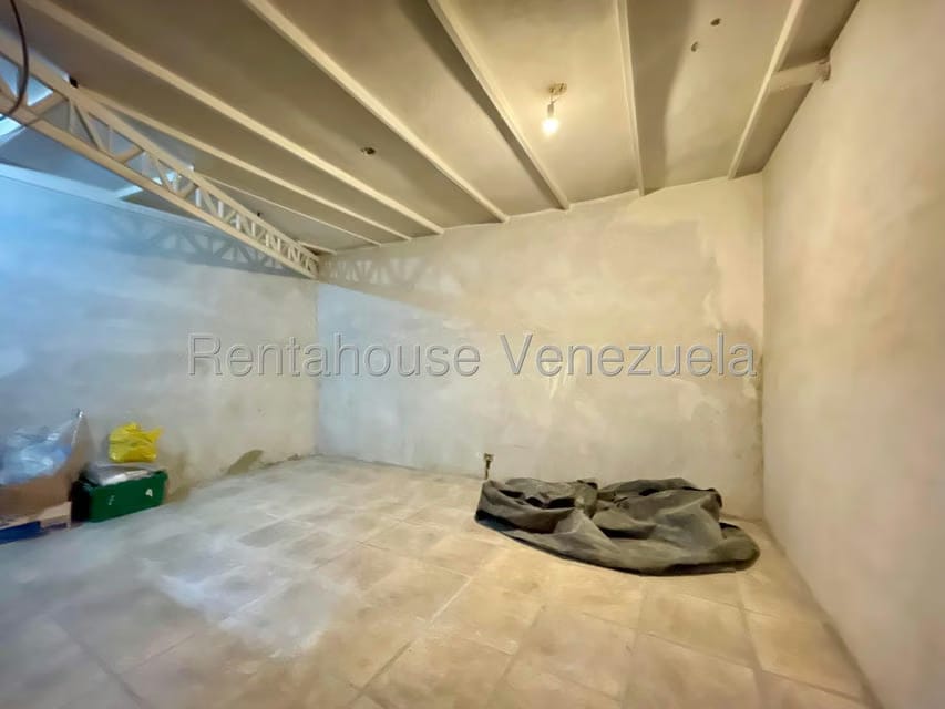 Comercial (Local Comercial) en Alquiler en Avenida Sucre, Aragua - 24