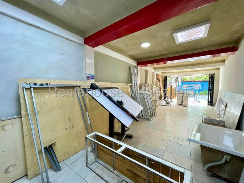 Comercial (Local Comercial) en Alquiler en Avenida Sucre, Aragua - 10
