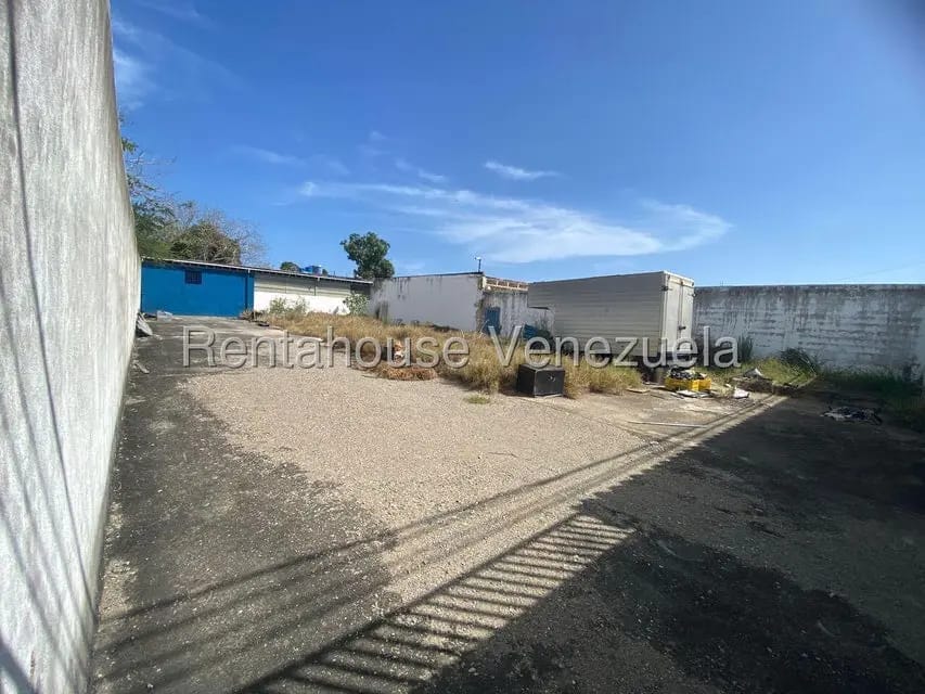 Terreno (Residencial) en Venta en Los Robles, Nueva Esparta - 2