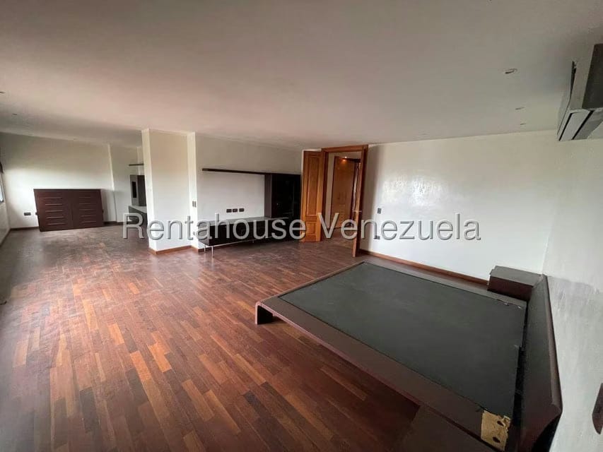 Apartamento (Multiples Niveles) en Venta en La Tahona, Distrito Metropolitano - 32