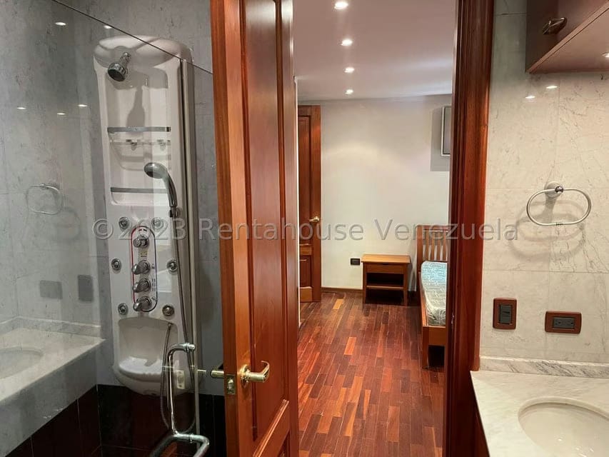 Apartamento (Multiples Niveles) en Venta en La Tahona, Distrito Metropolitano - 43