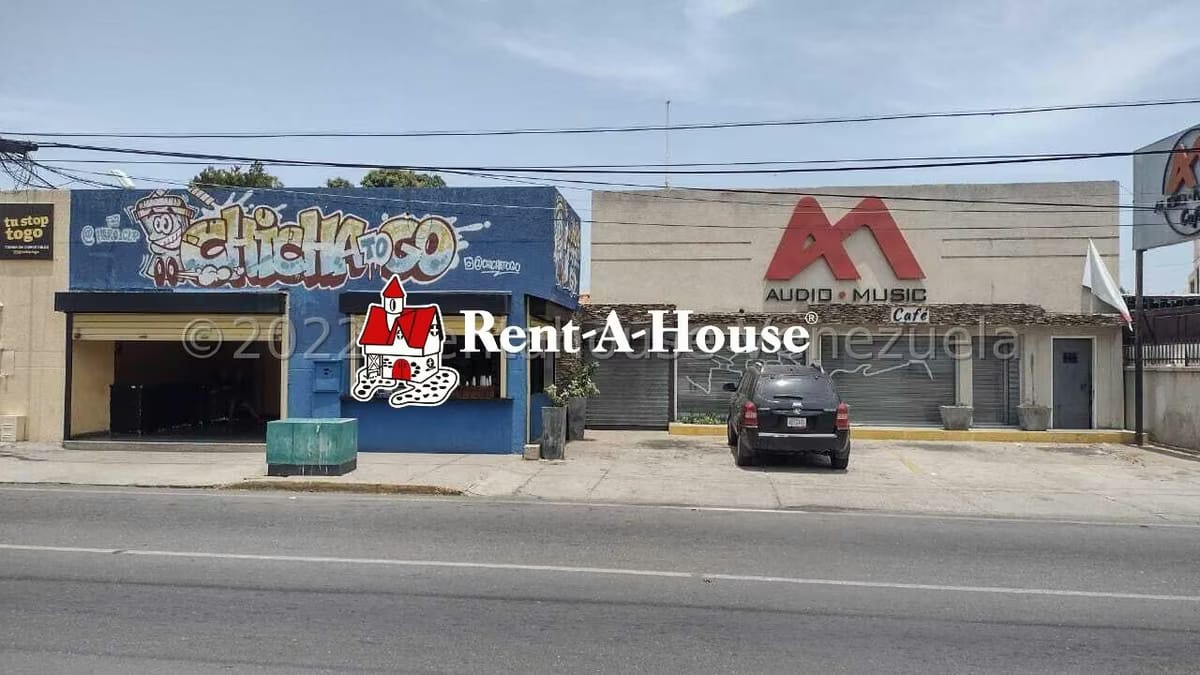 24-3943 Venta de Locales con apartamento