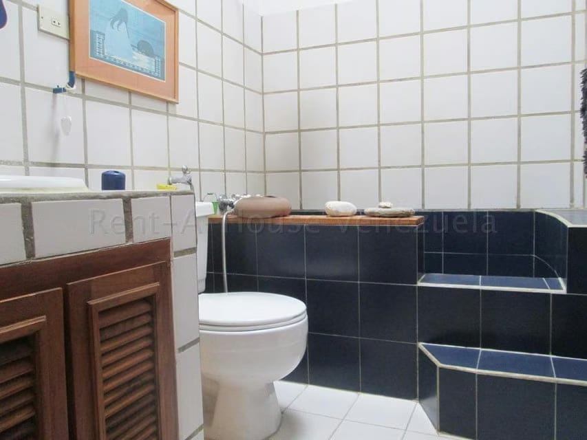 Casa (1 Nivel) en Venta en Los Chorros, Distrito Metropolitano - 16