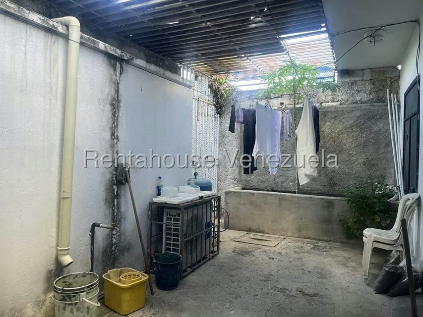 Casa (1 Nivel) en Venta en Zona Oeste, Lara - 31