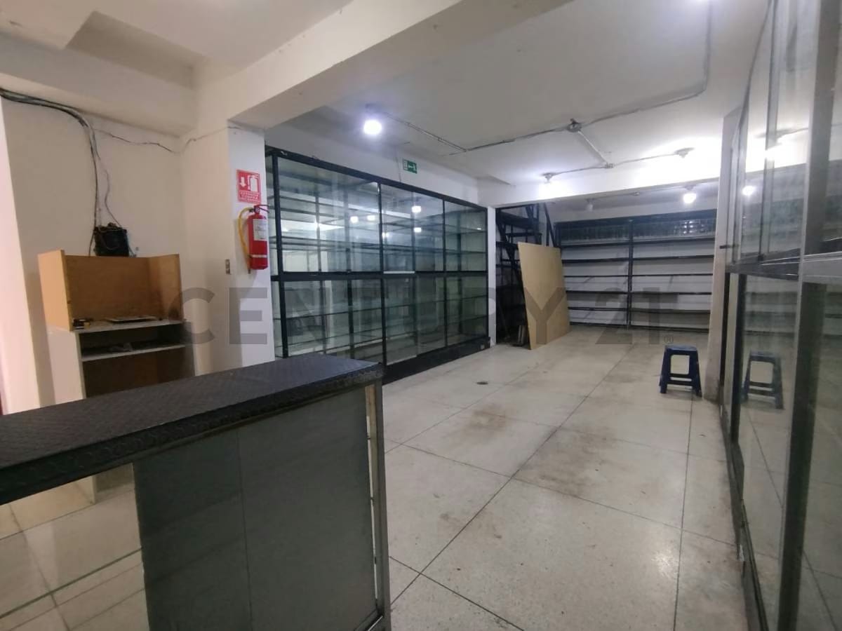Local comercial en Venta Quinta Crespo - 2